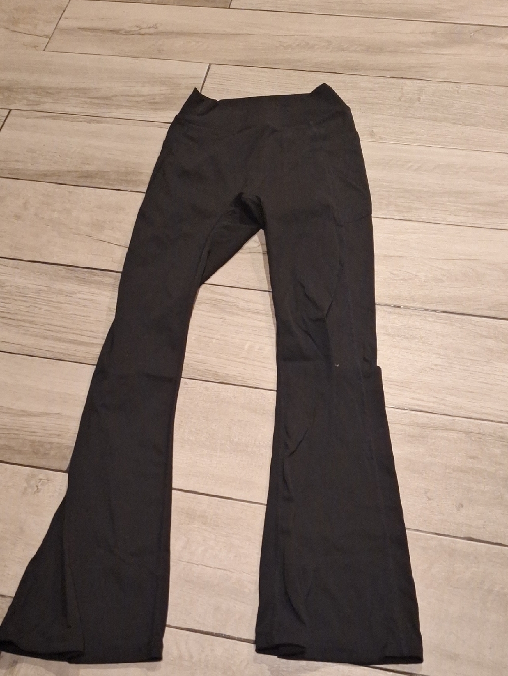 🍁SHEIN Black Kids Flared Leggings🍋‍🟩